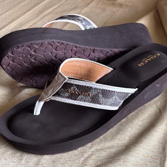 Coach Black Footbed White-Trim Logo Strap Thong Sandals - Picture 7 of 16